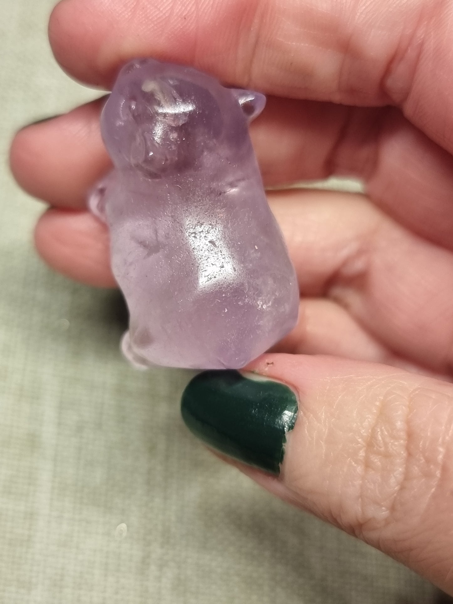 Amethyst pig carving