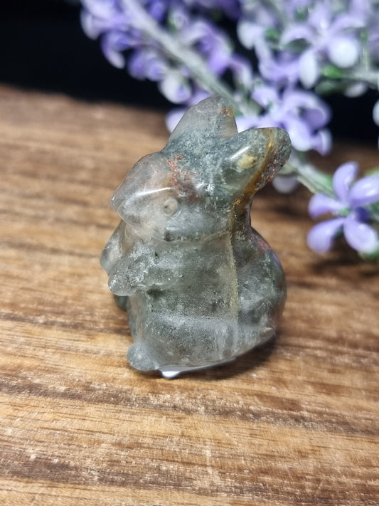 Garden quartz rabbit