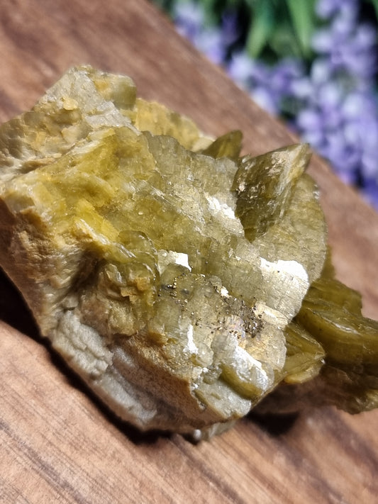 Siderite with microline pyrite
