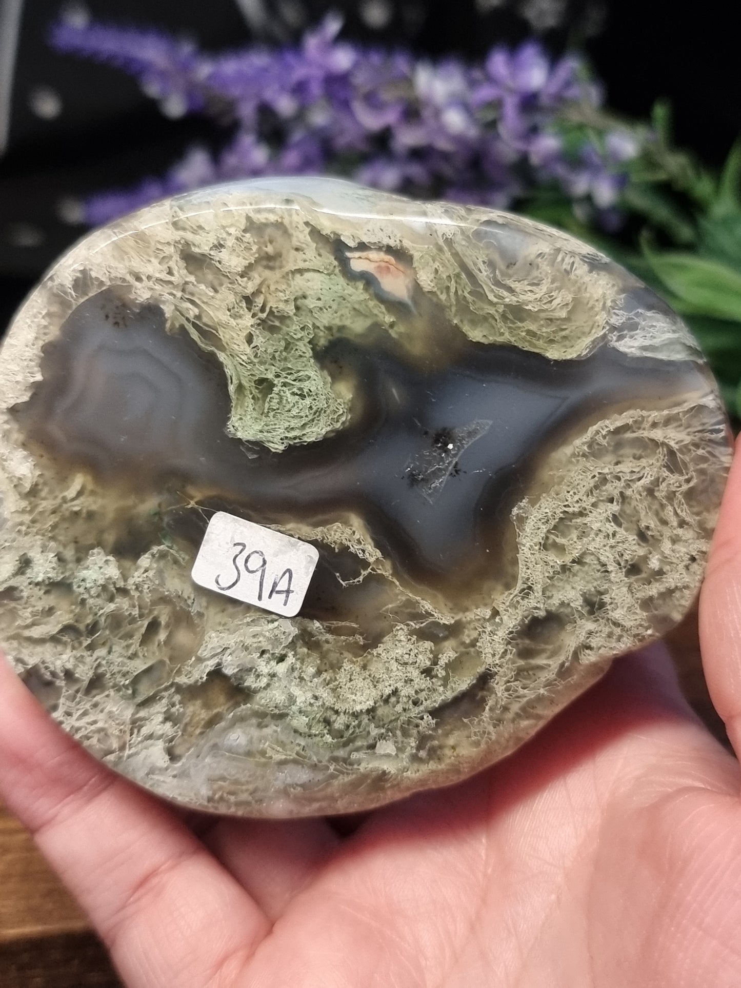 Moss agate sleeping cat carving