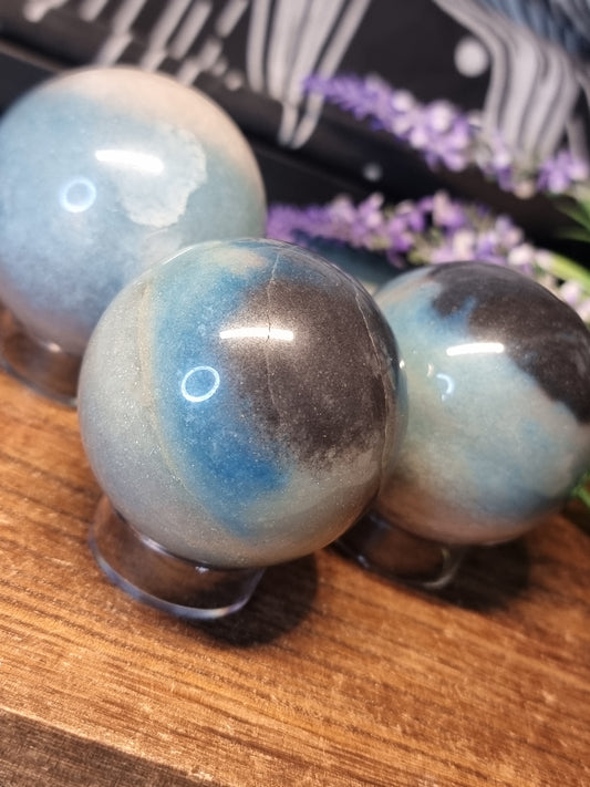 Trolleite spheres