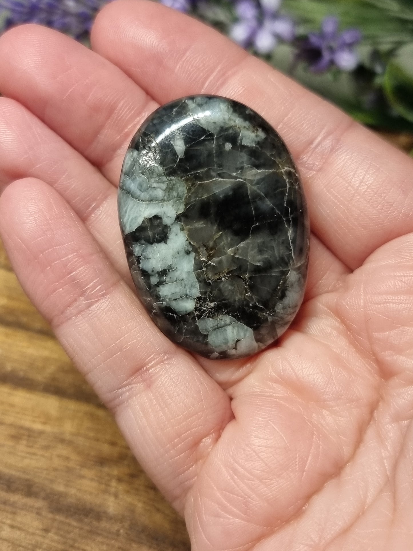 Emerald flatstones
