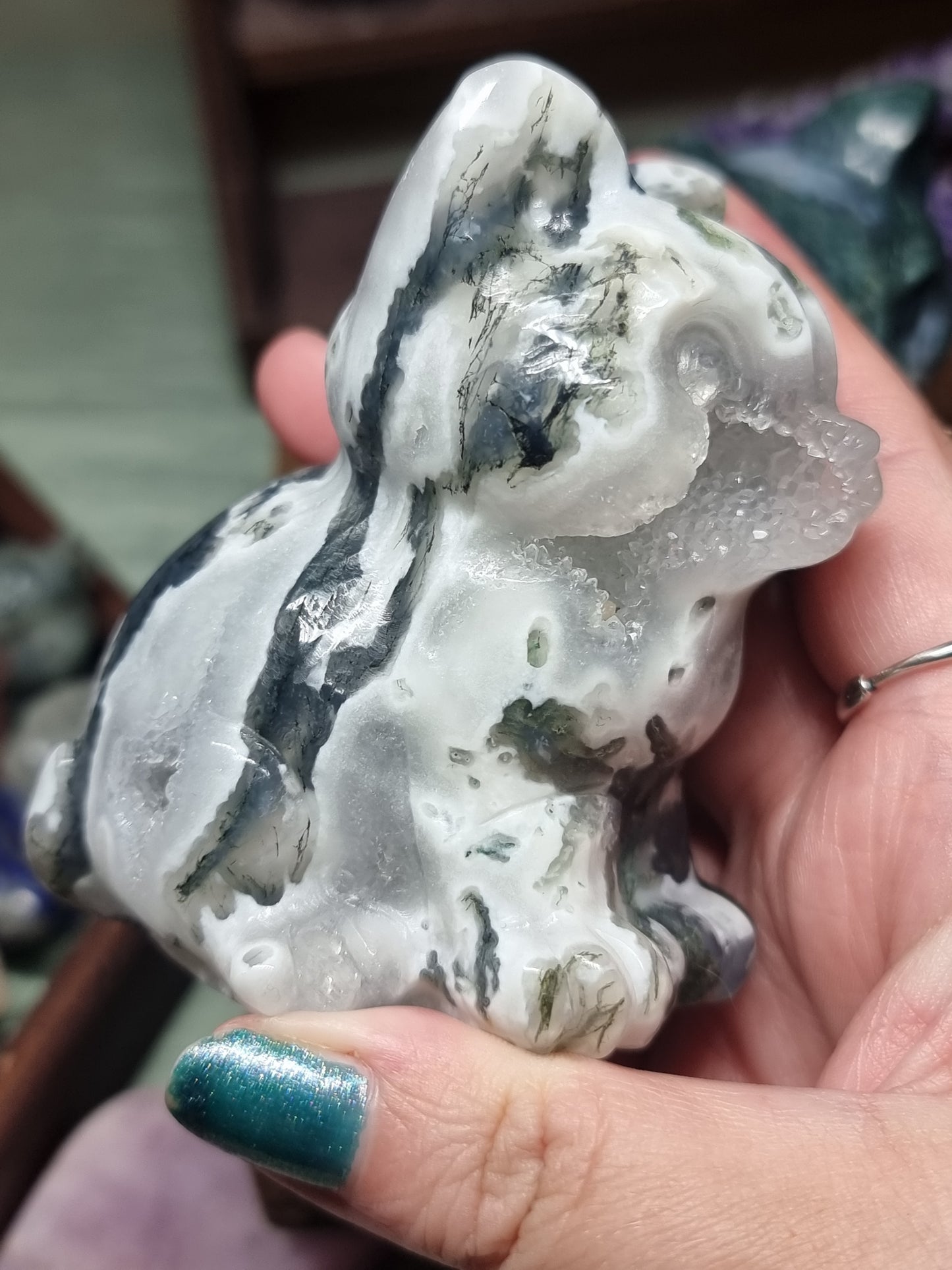 Moss agate cat carvings