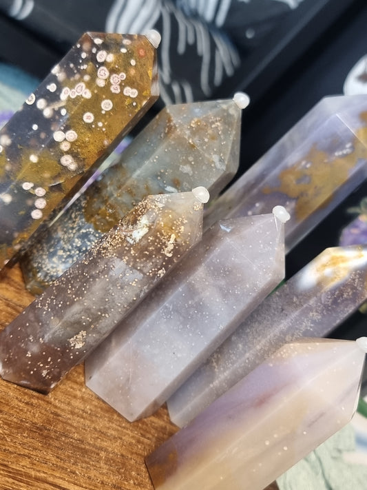 Starry sky agate towers