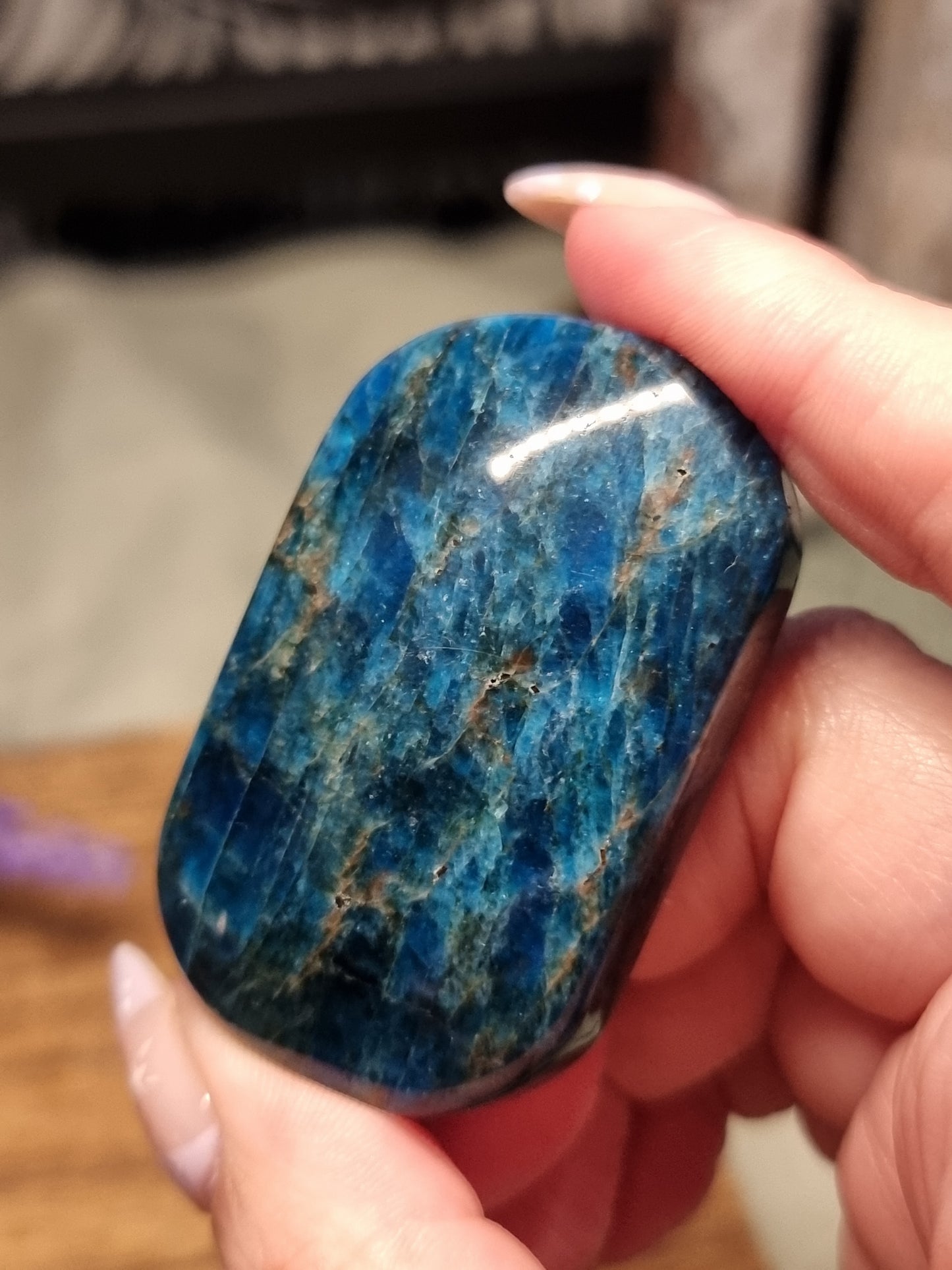 Blue apatite palmstones