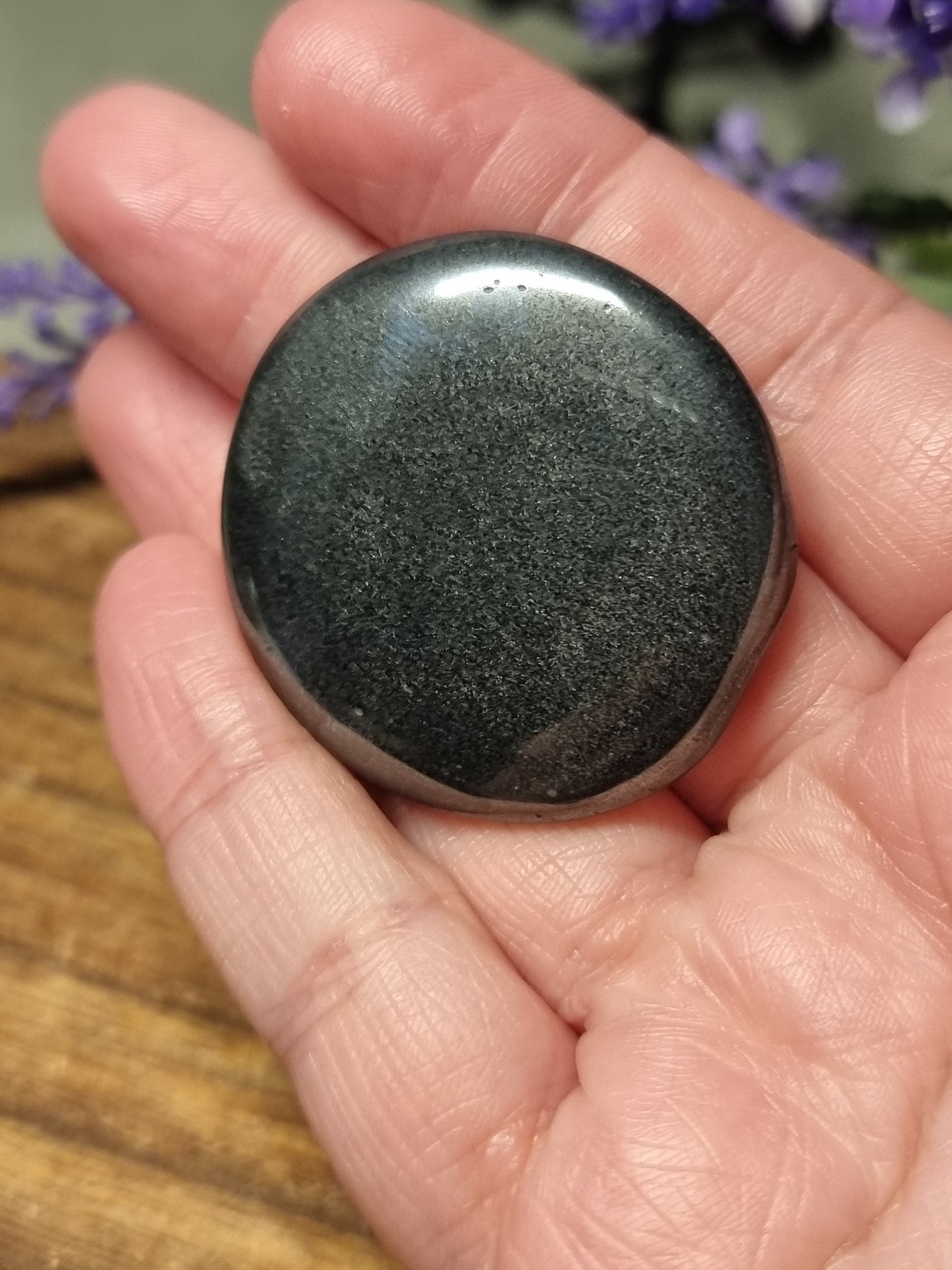 Hematite flatstone