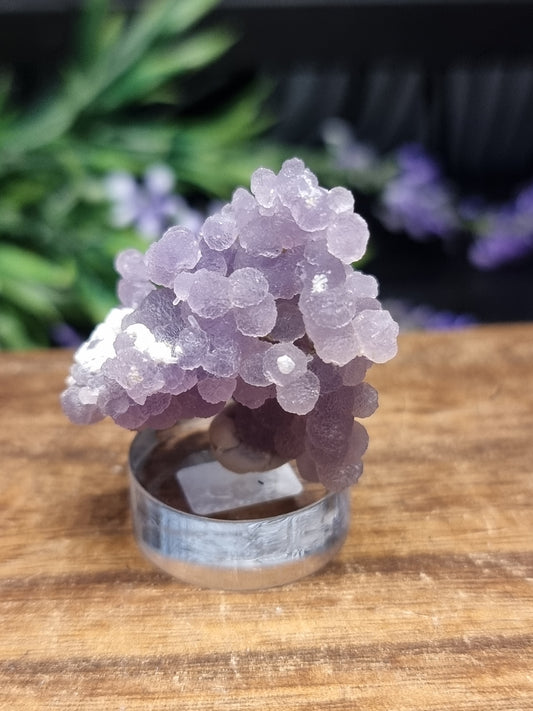Grape agate specimen