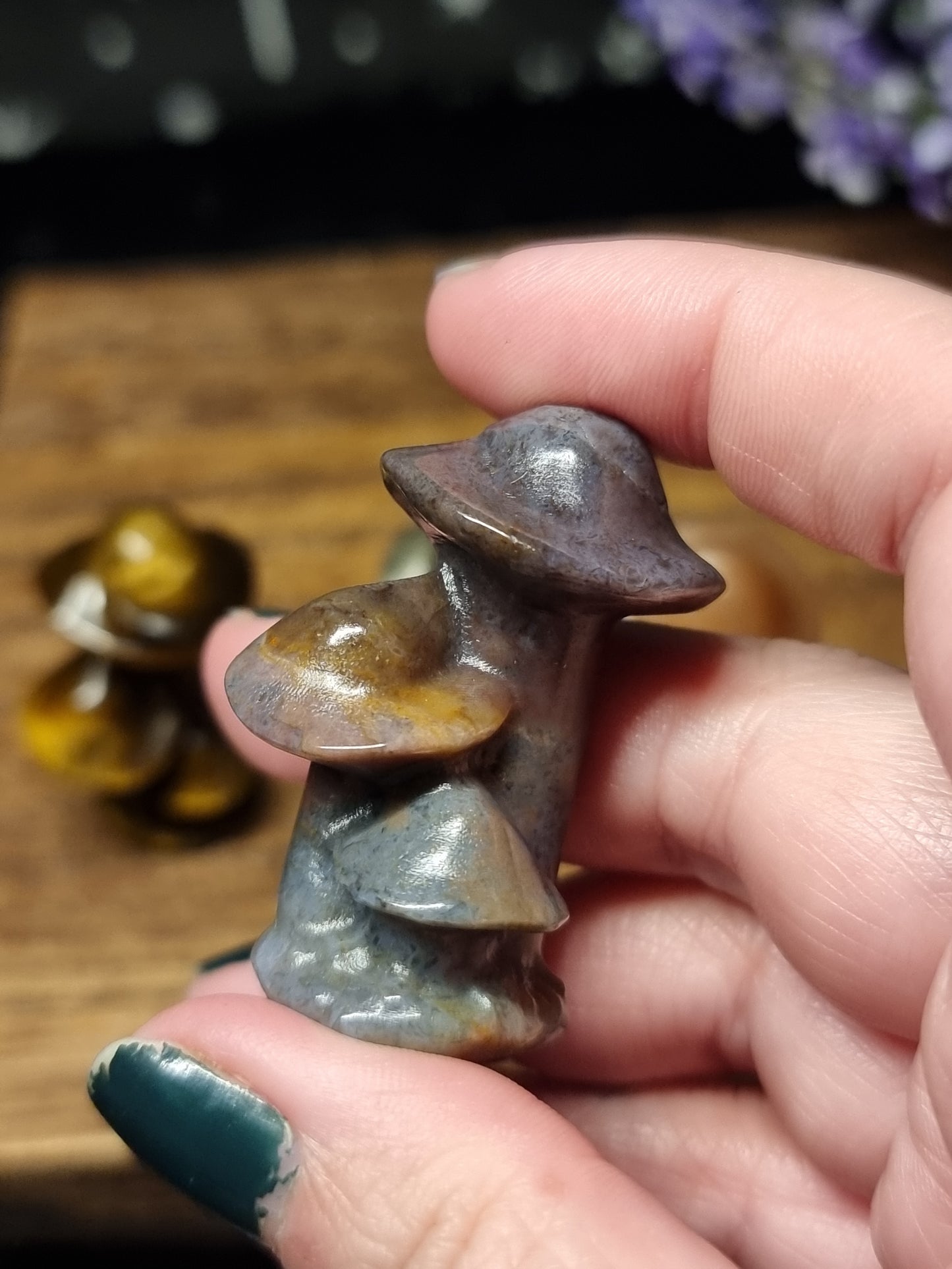 Triple mushroom carvings