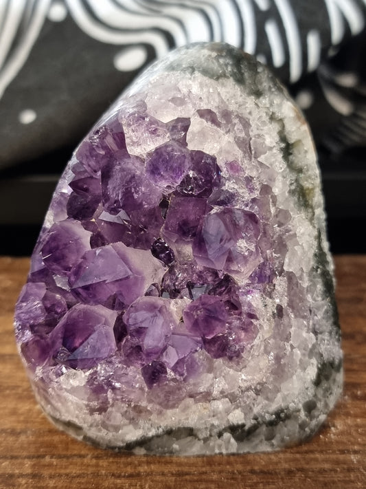 Amethyst cut base