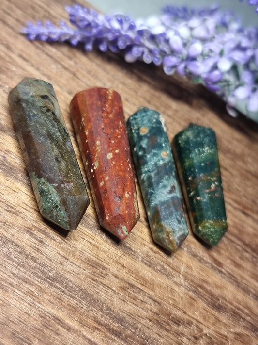 Small bloodstone vogels