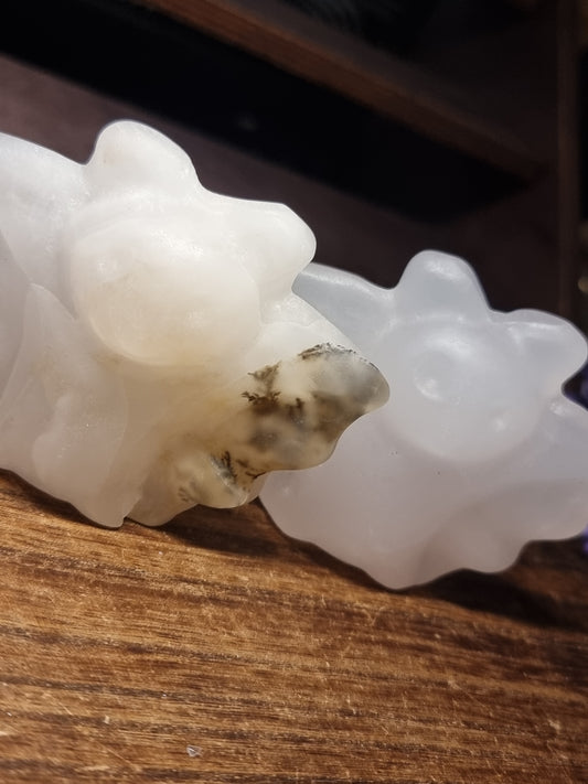 Mangano calcite bats