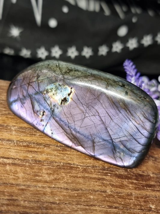 Labradorite freeform A