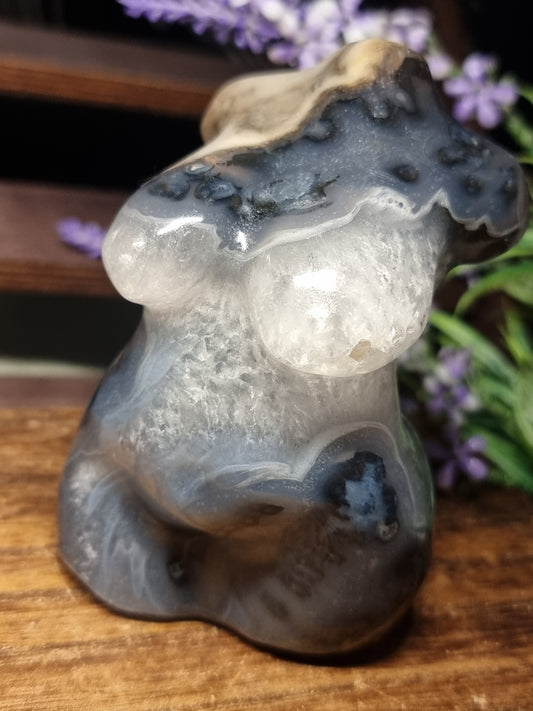 Volcano agate body carving