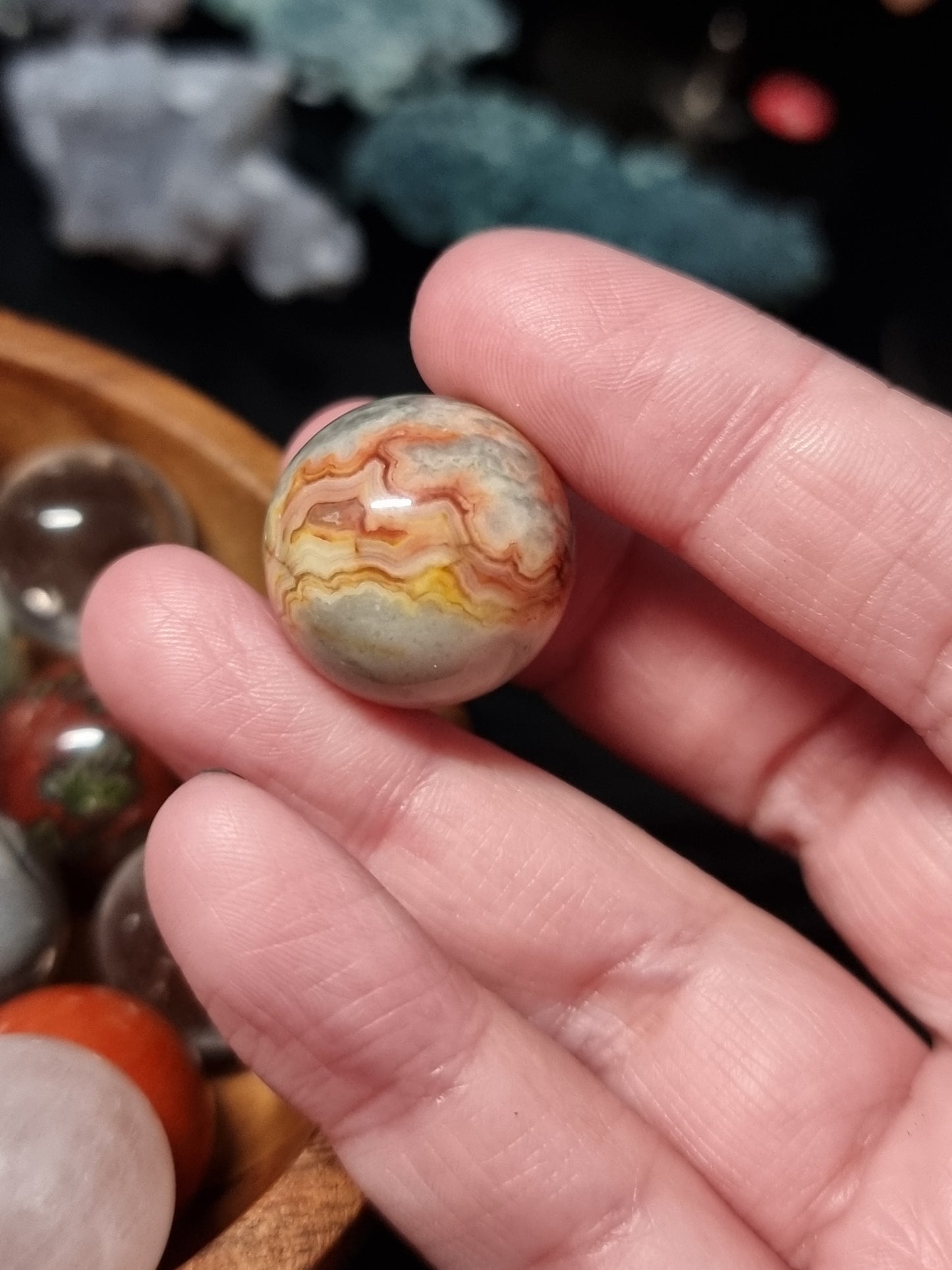 Mini spheres
