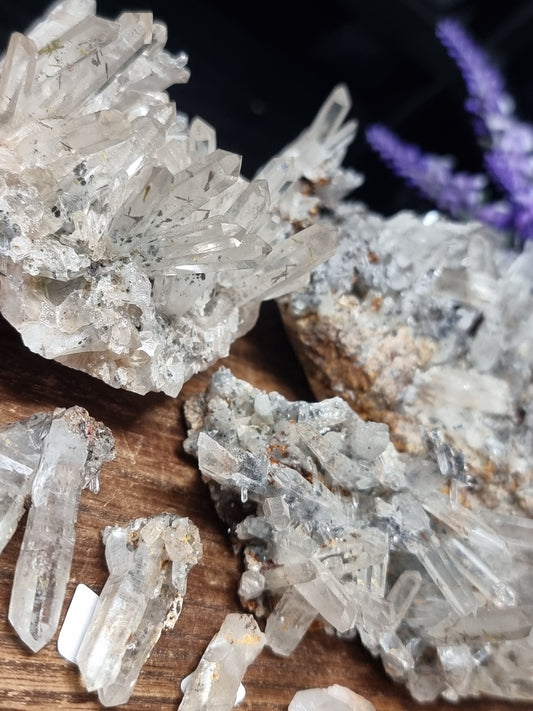 Chrysanthemum quartz clusters