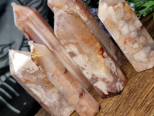 Peach flower agate towers