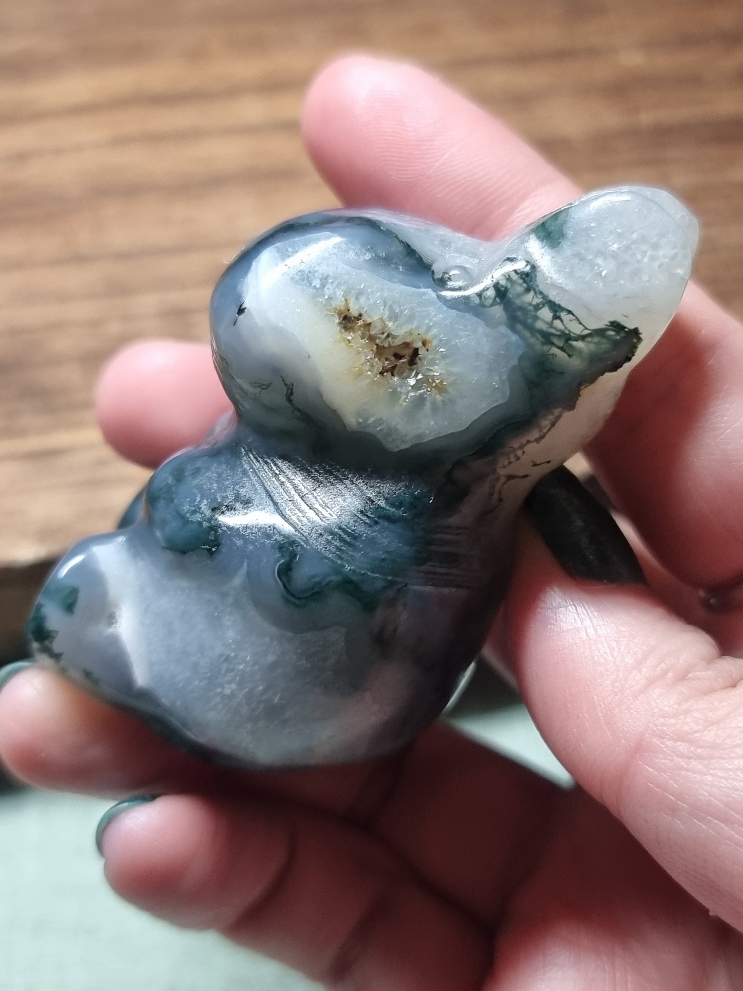 Moss agate moomin carving