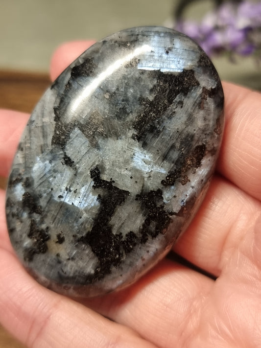Larvikite palmstones