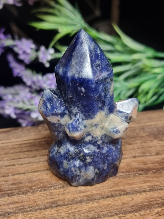 Sodalite crystal carving