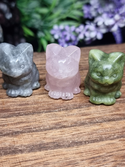 Sitting cat carvings