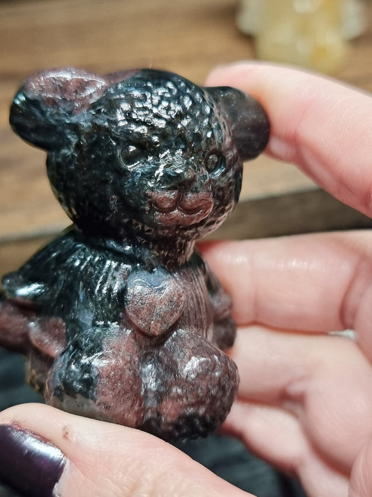 Teddy bear carvings