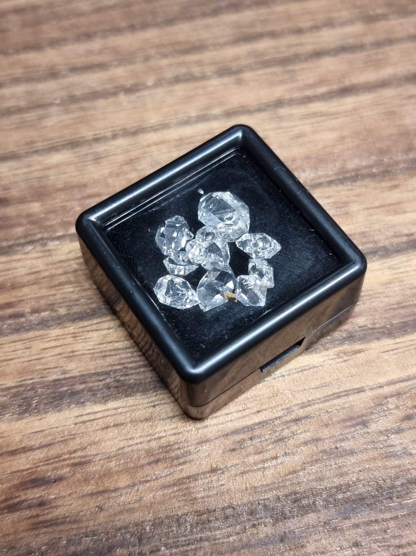 AA grade herkimer diamonds 1gram