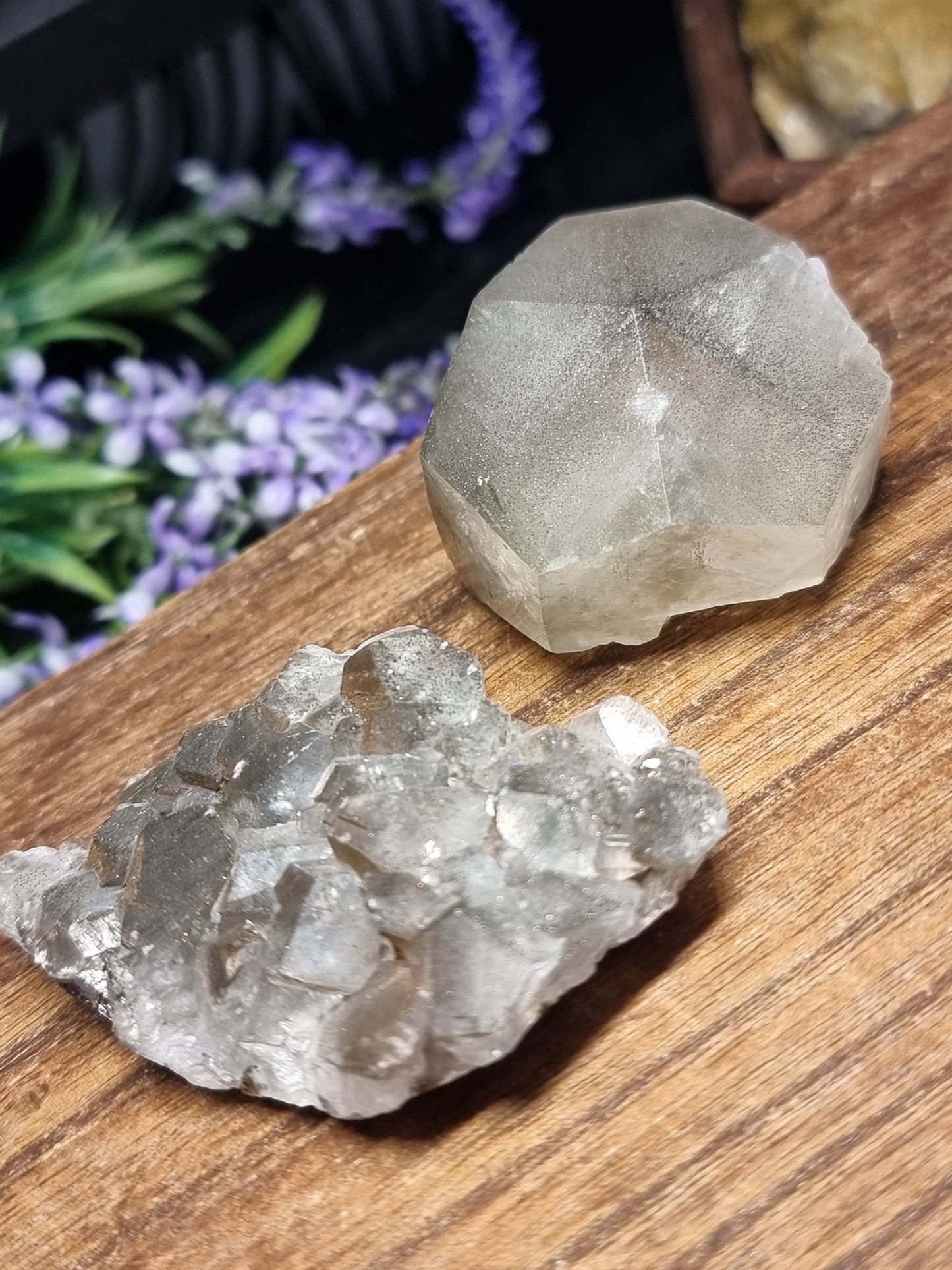 Benz calcite with microline pyrite inclusions
