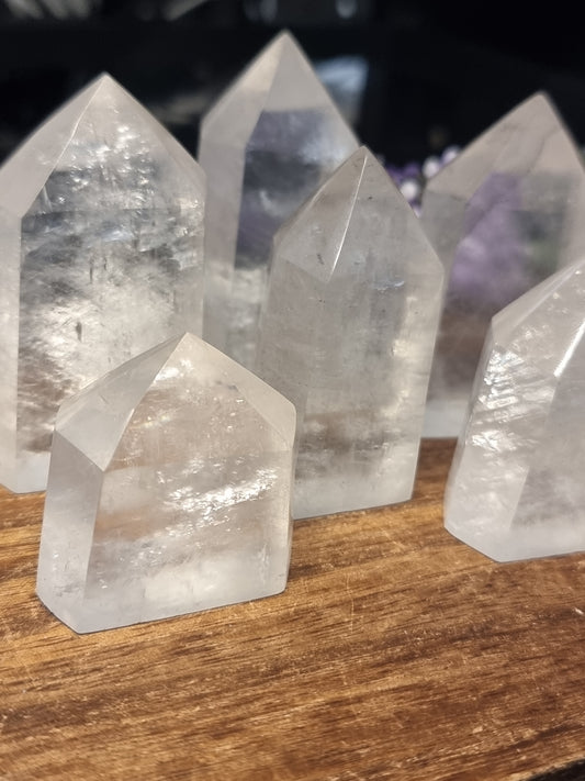 Optical calcite towers