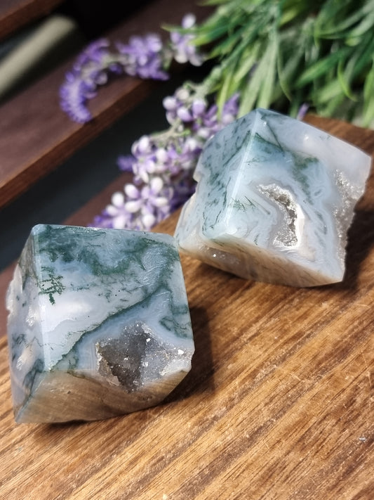 Moss agate cubes