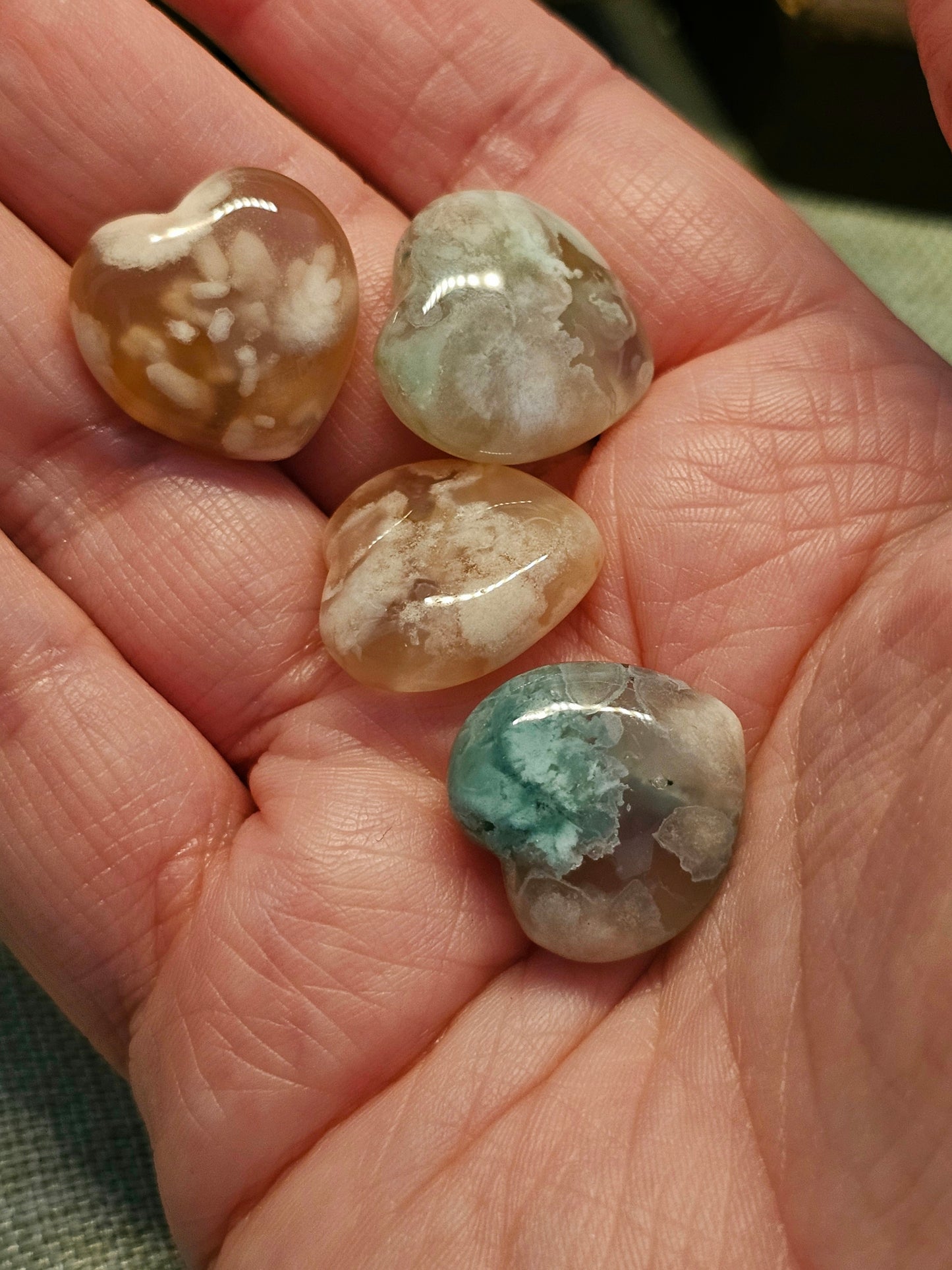 Mini flower agate hearts