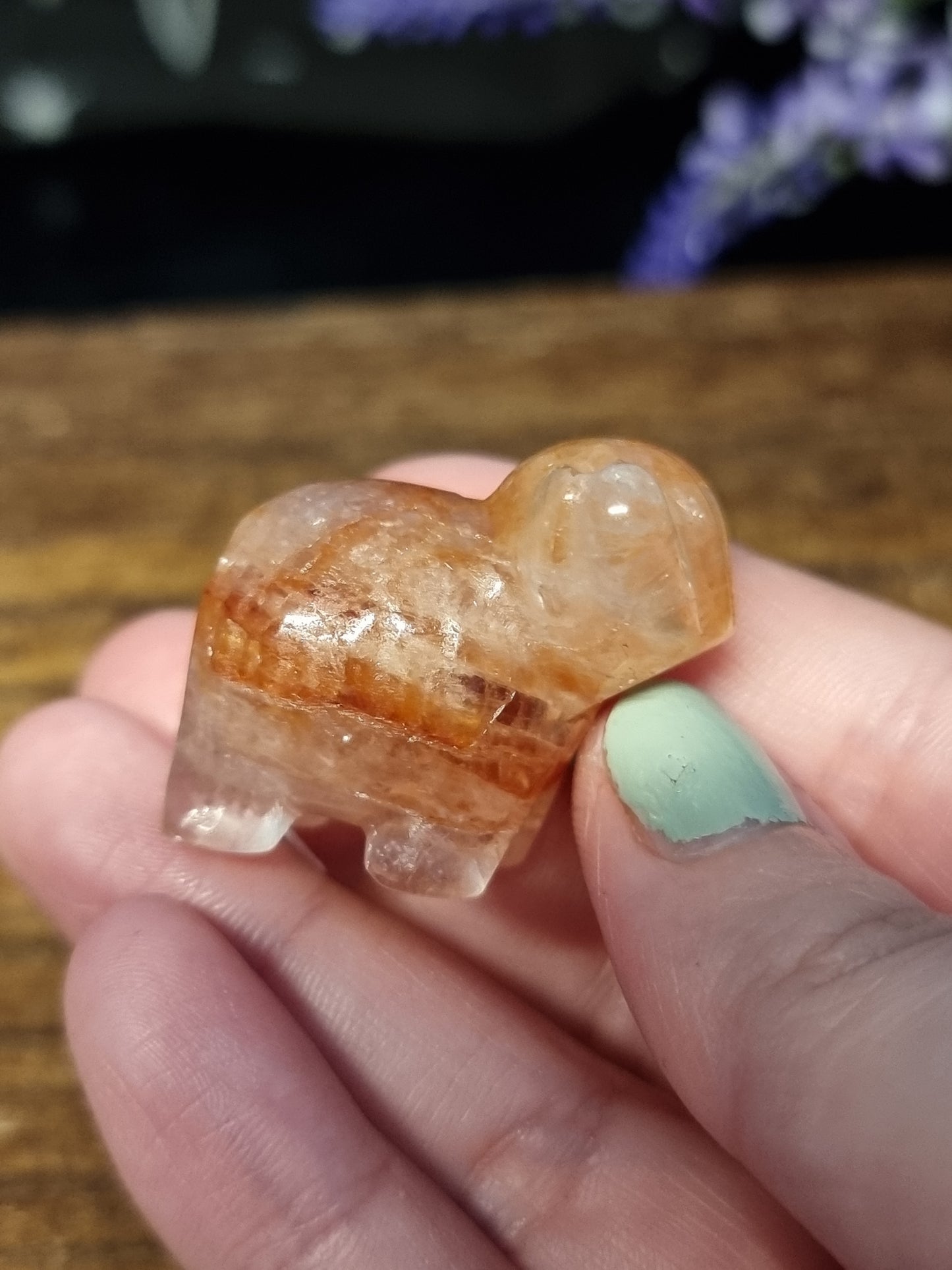 Fire quartz cow carving