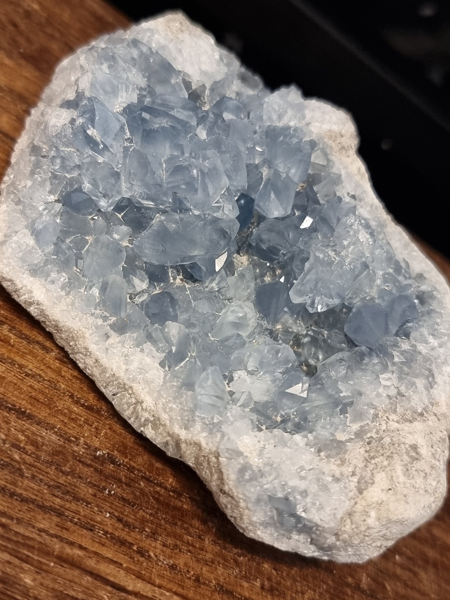 Celestite cluster