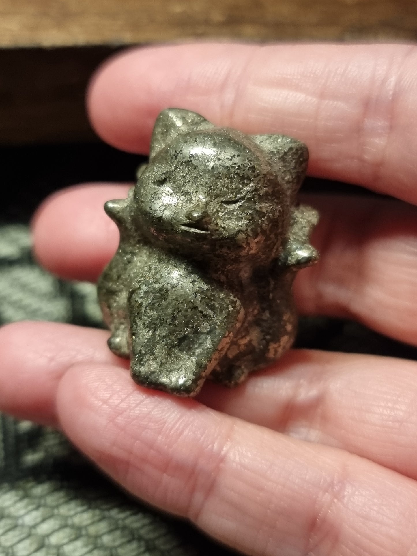 9 tail fox carvings