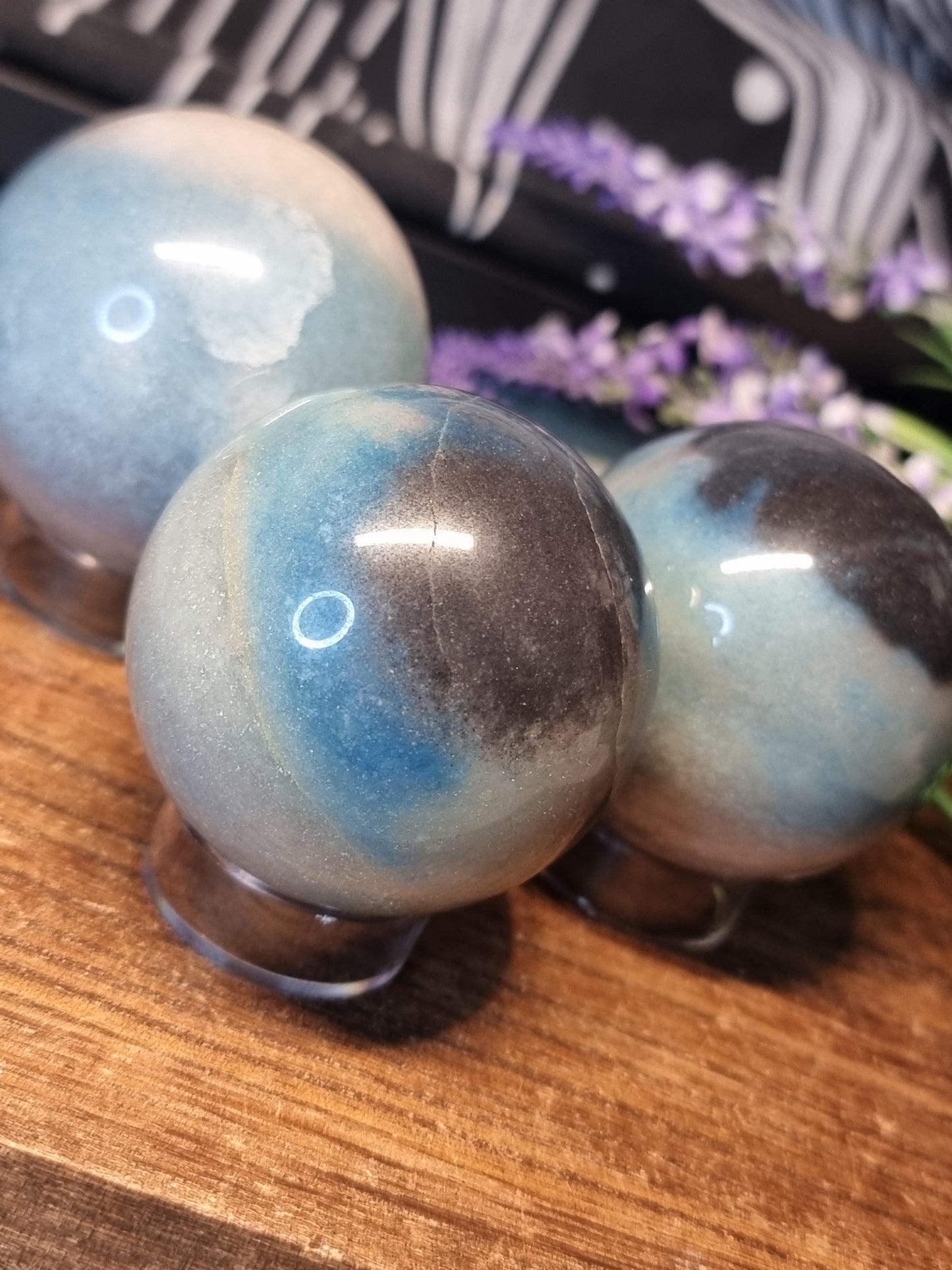 Trolleite spheres