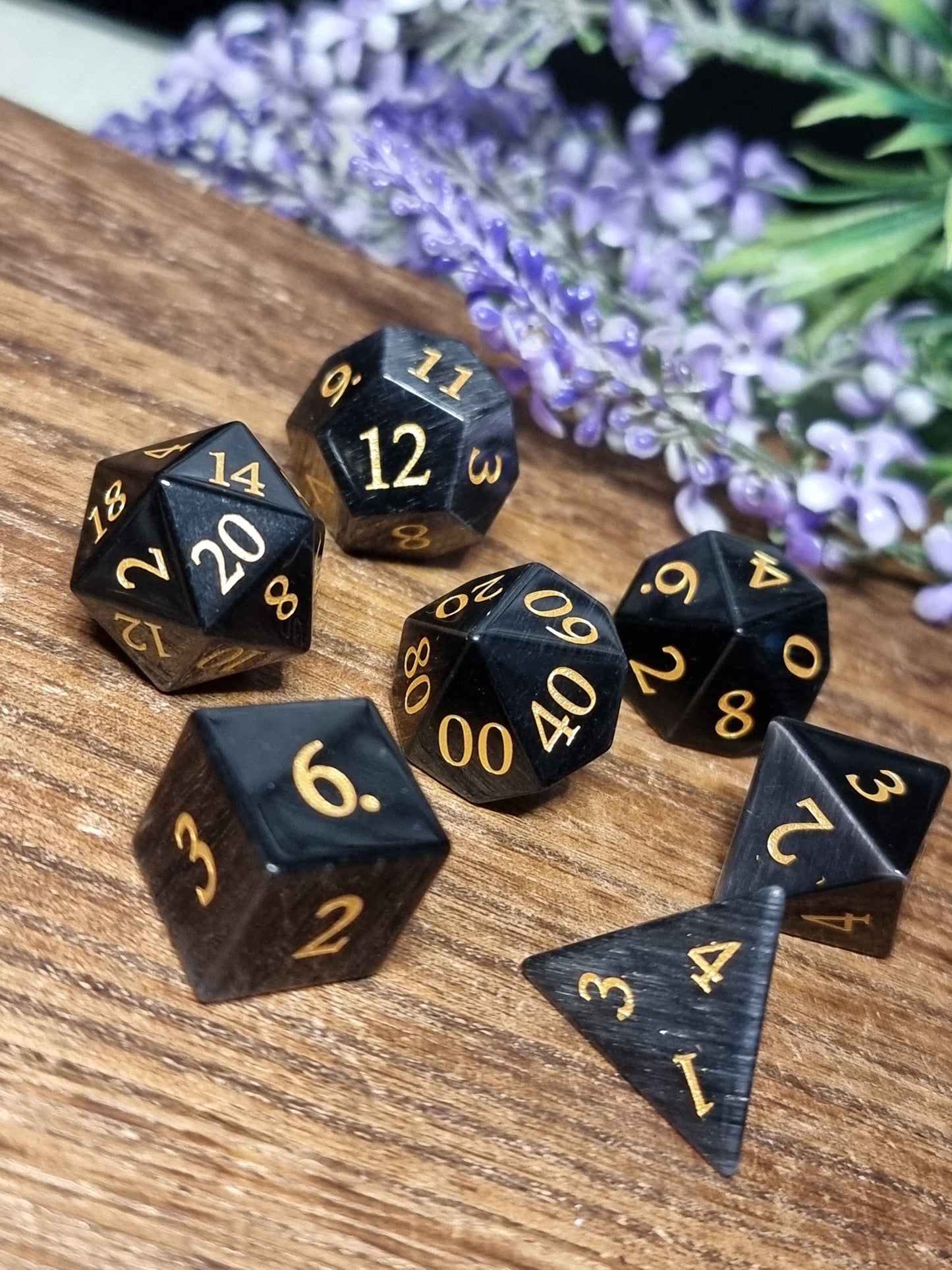 Black cat eye polyhedral dice set