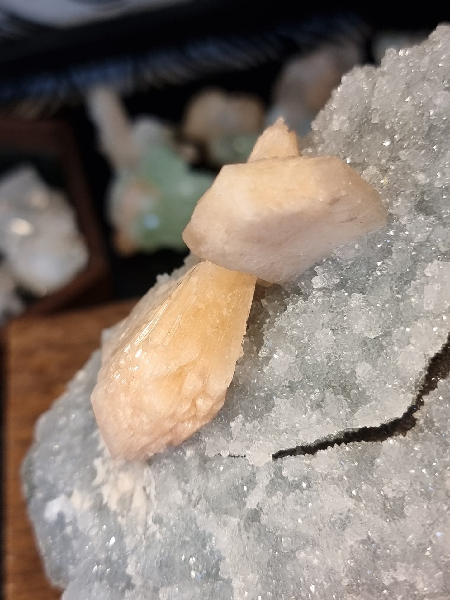 Chalcedony with peach stilbite F