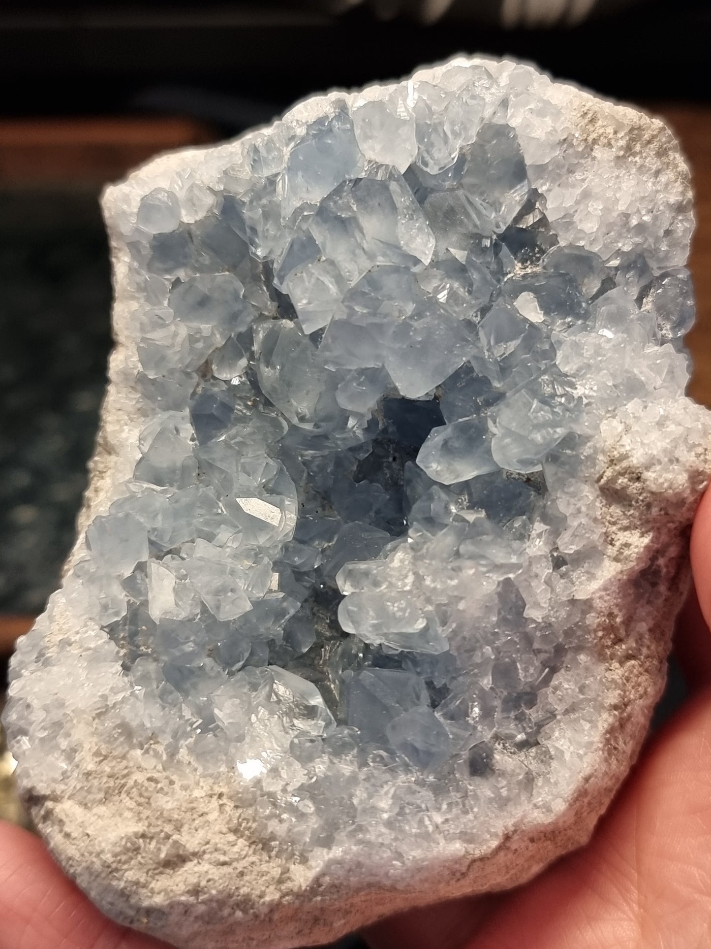 Celestite cluster
