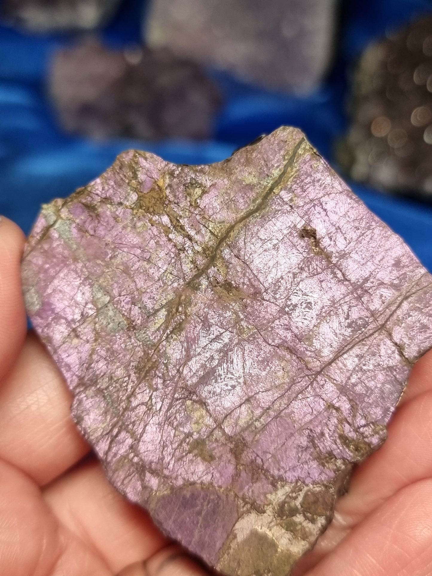 Purpurite slices