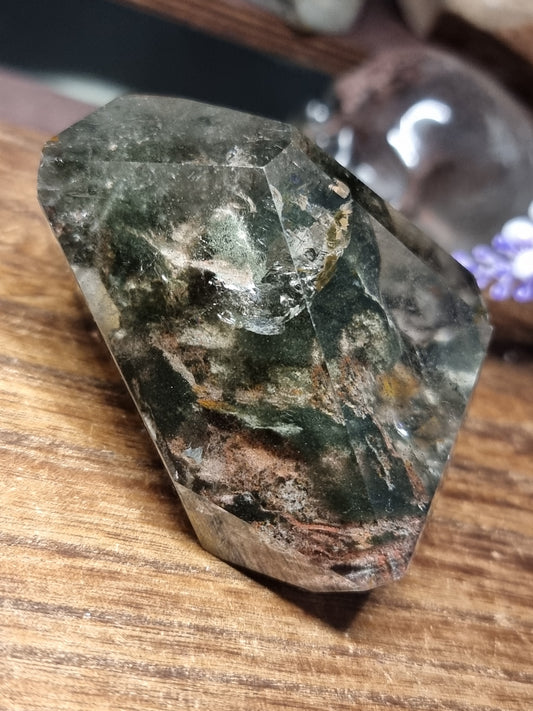 Garden quartz freeform E