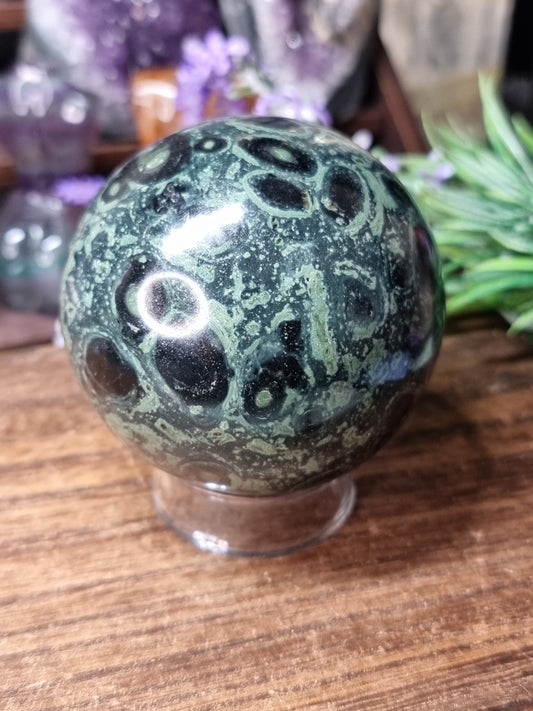 Kambaba jasper sphere