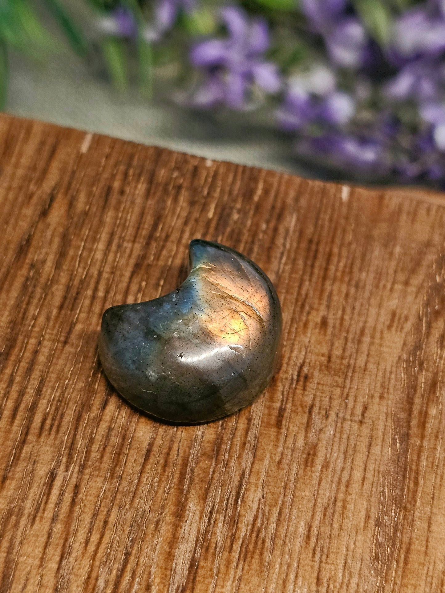 Mini Labradorite moon