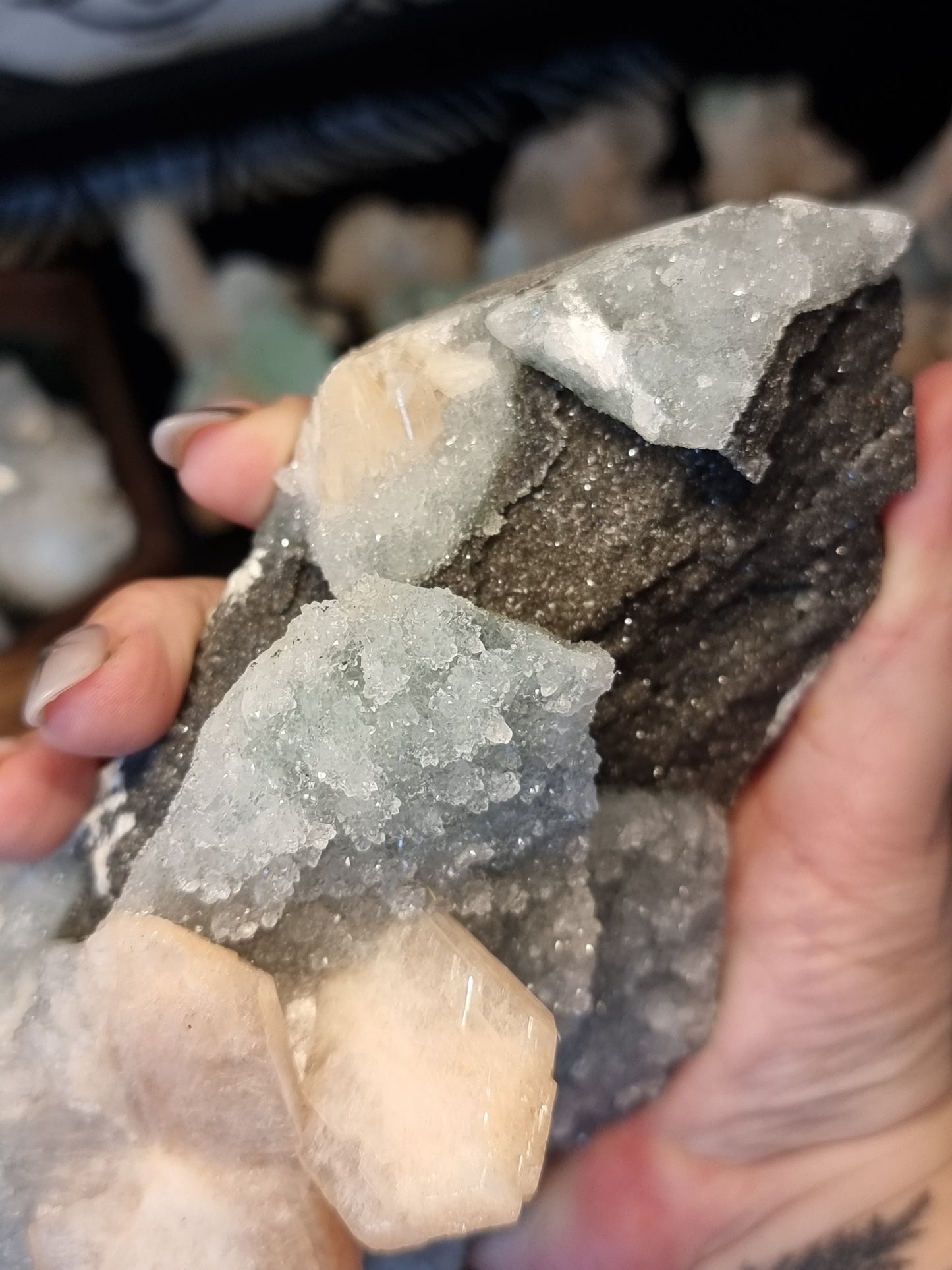 Chalcedony with peach stilbite F