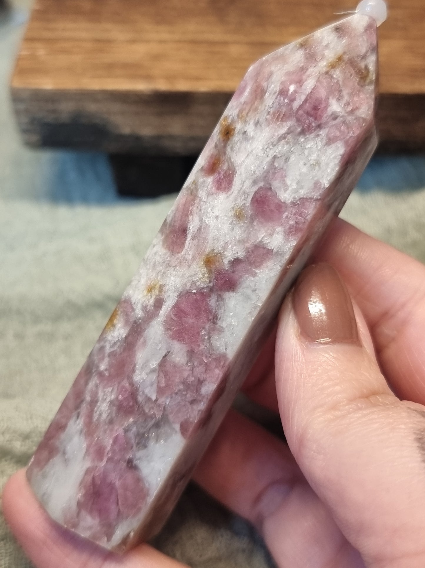 Pink tourmaline in Albite towers