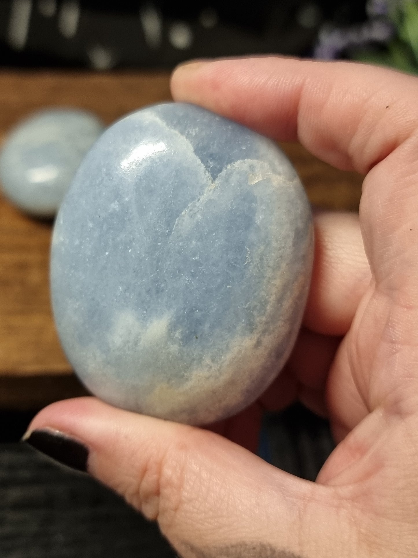 Blue calcite palmstones