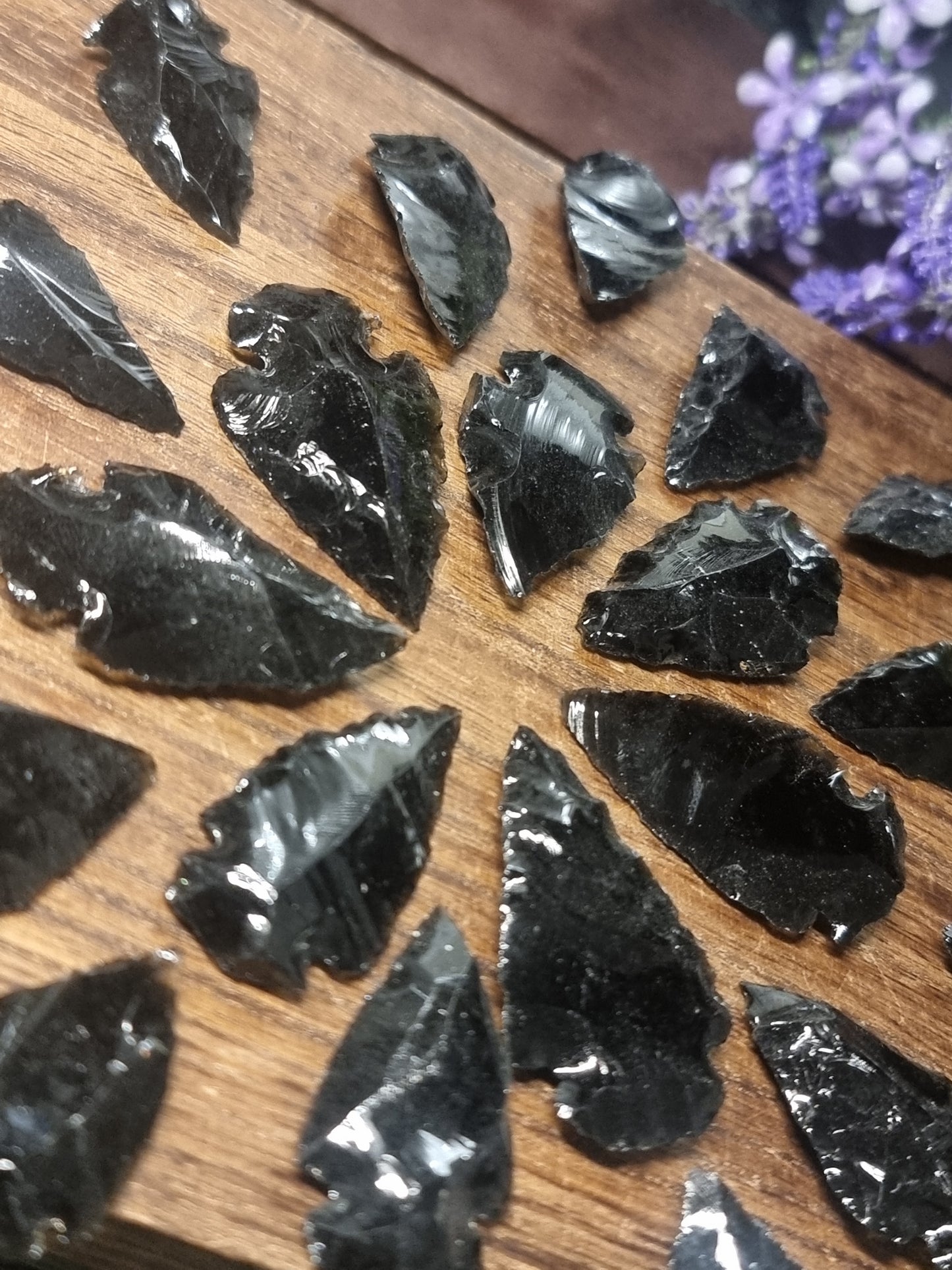 Obsidian arrow heads