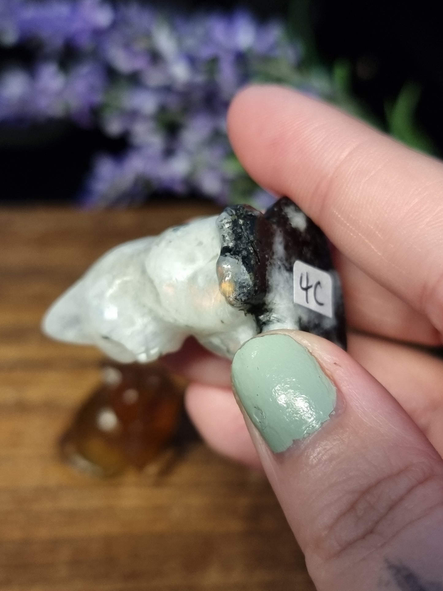 Sitting cat carvings