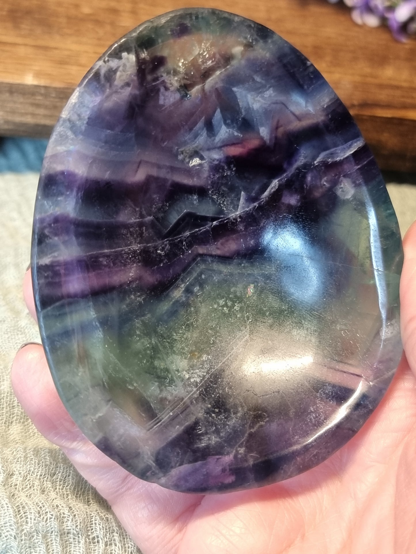 Fluorite bowl