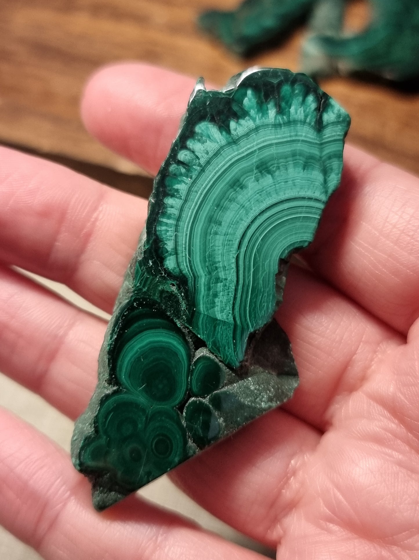 Small malachite slices