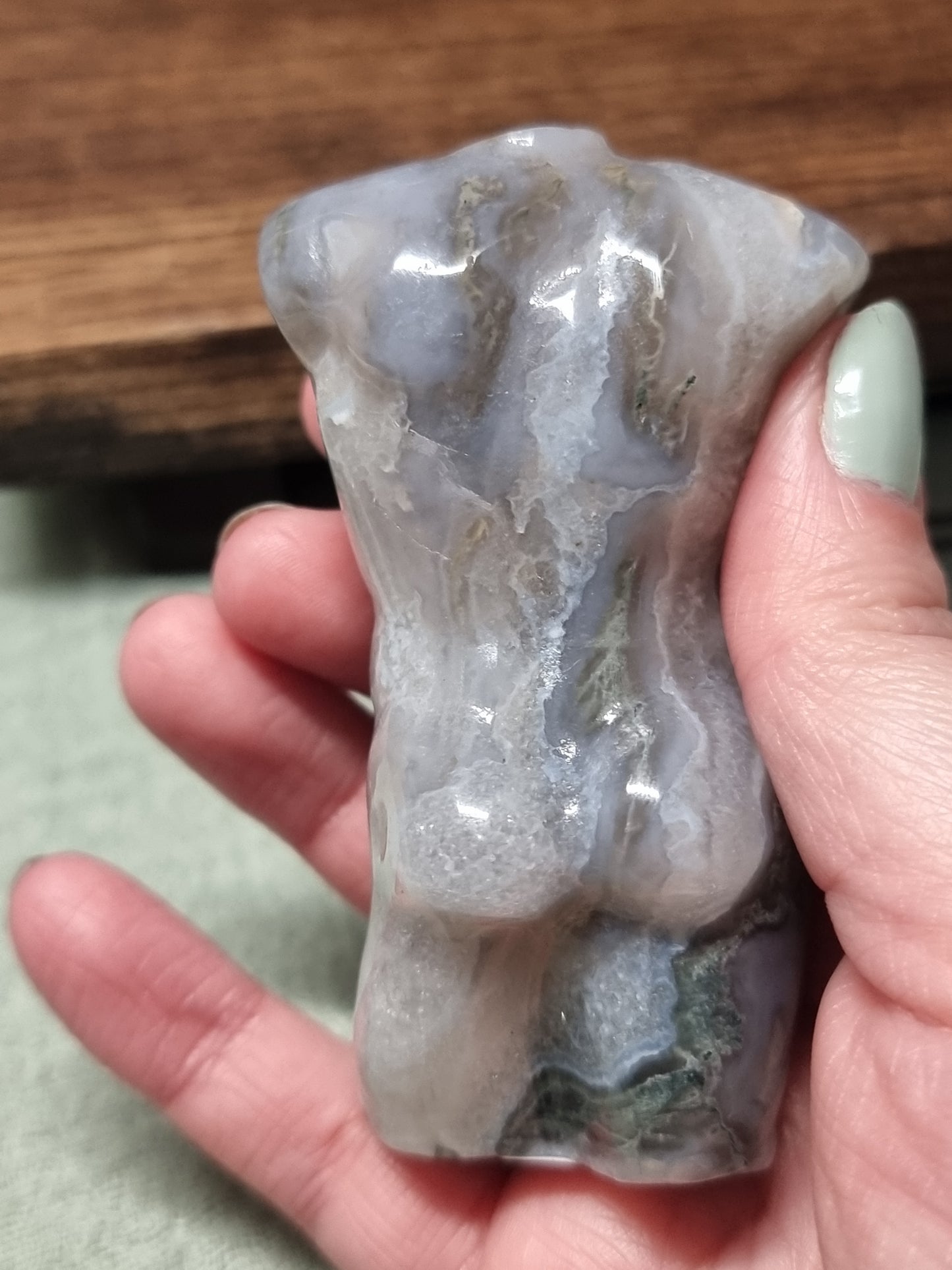 Moss agate body carving