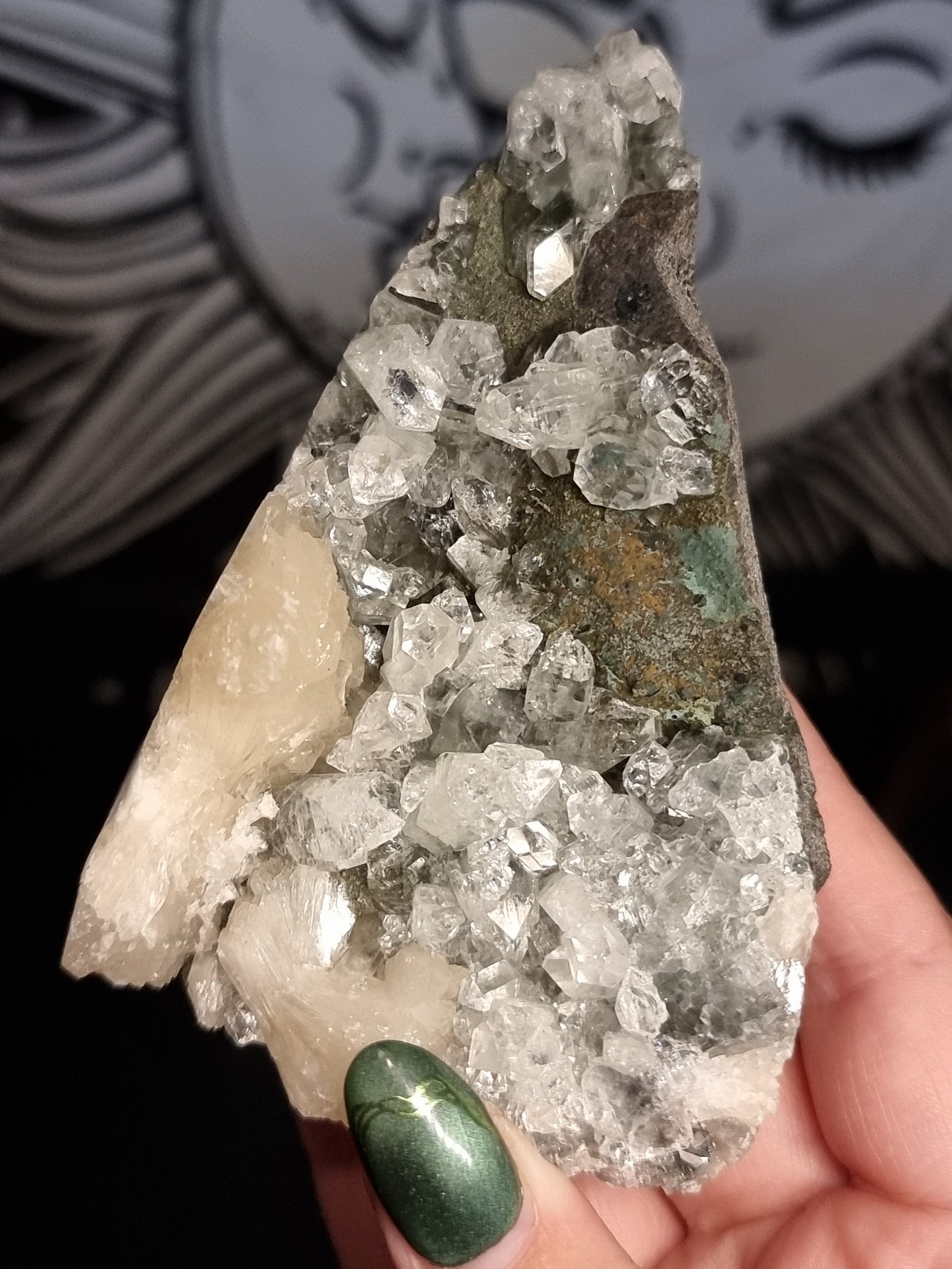 Marshy green apophyllite